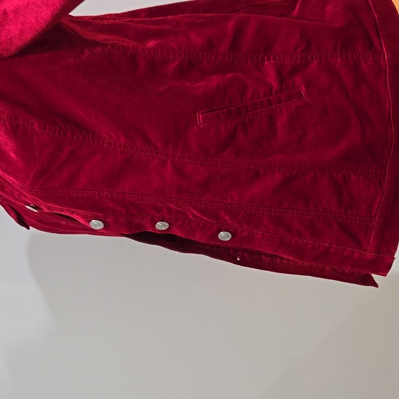 Red button up jacket - Picture 4 of 4